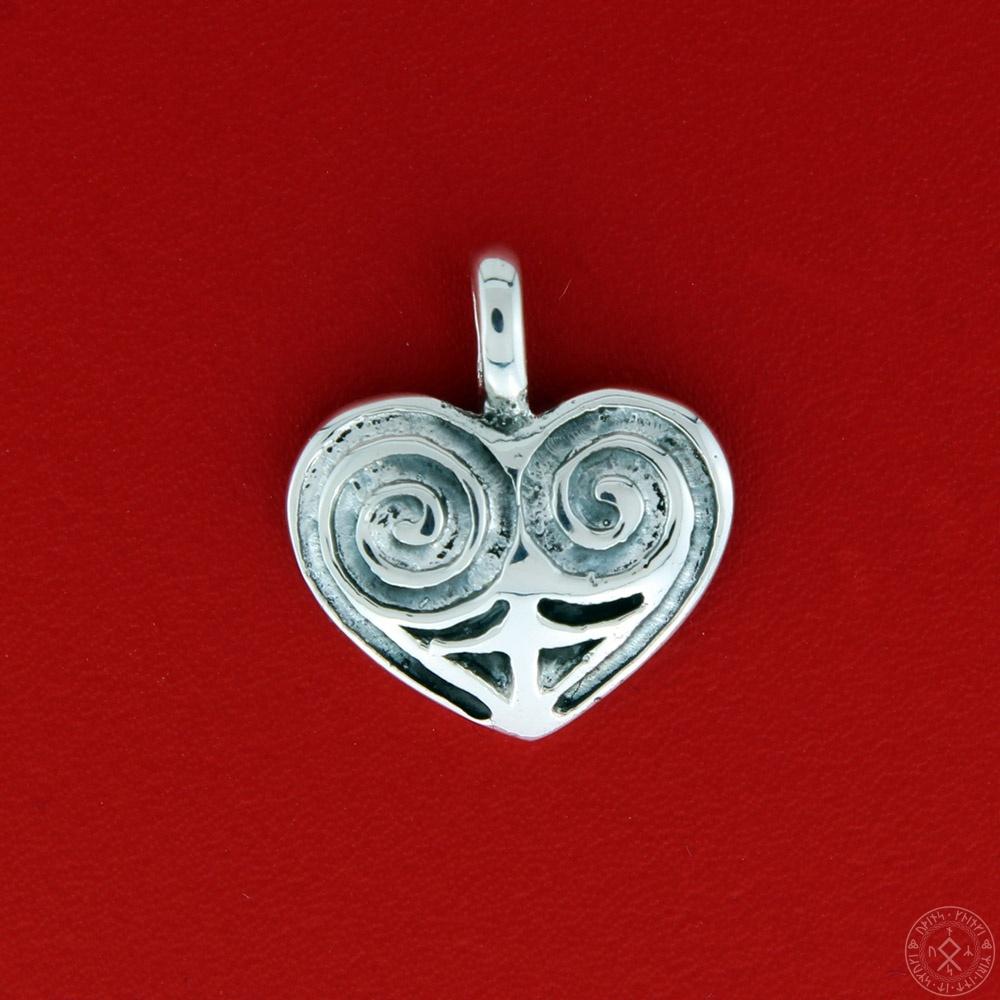 Hjerte amulet fra Bornholm i sølv