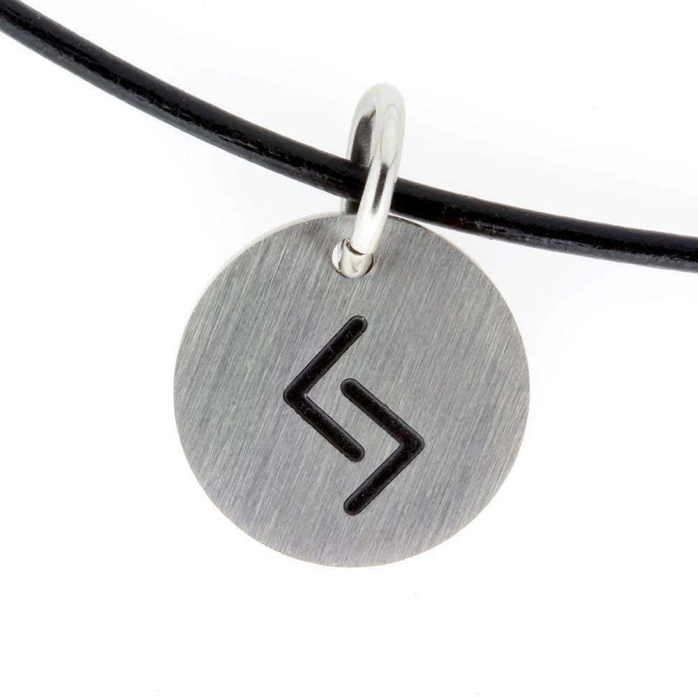 Rune tag STÅL på læderbånd med glideknude