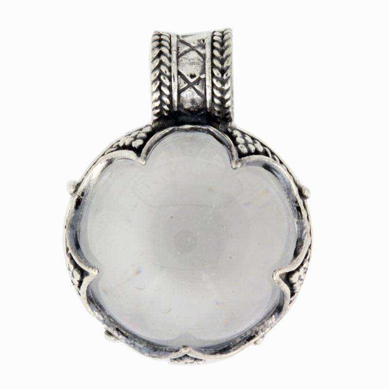 Gotlandsk sølvvedhæng med bjergkrystal eller karneol i Fem Størrelser