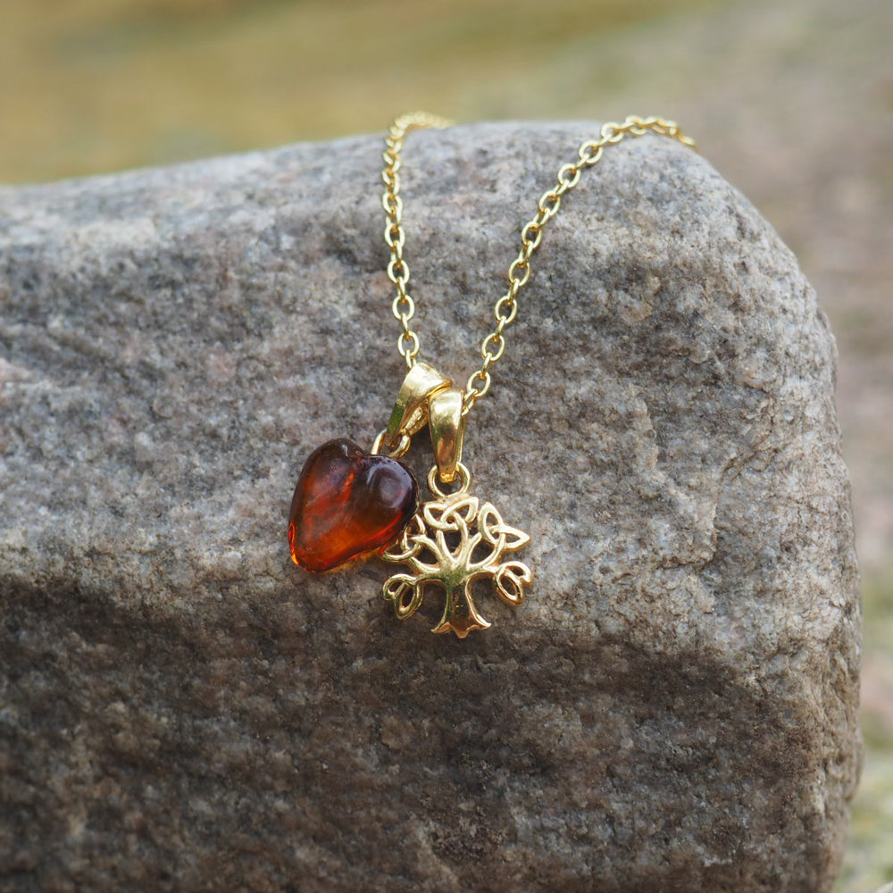 Lille Yggdrasil halskæde m/ravhjerte i forgyldt sølv