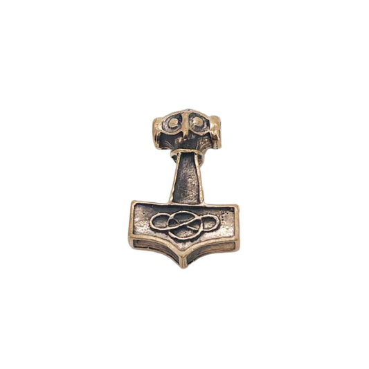 Thors hammer med ravn
