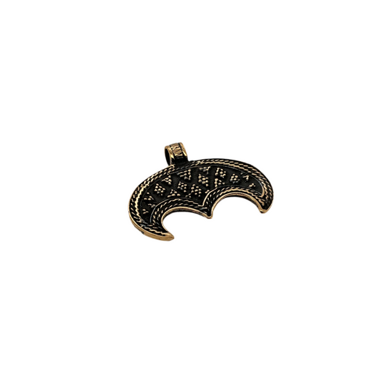 Slavisk-inspireret Lunula-amulet