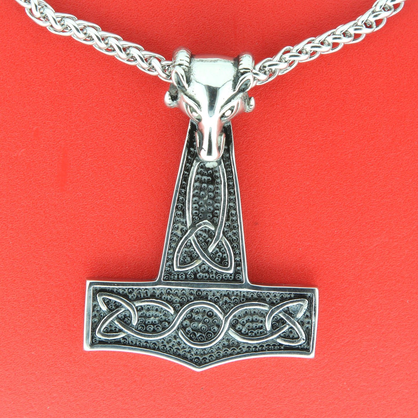 TILBUD stålvedhæng med kæde - nu kun 250,-