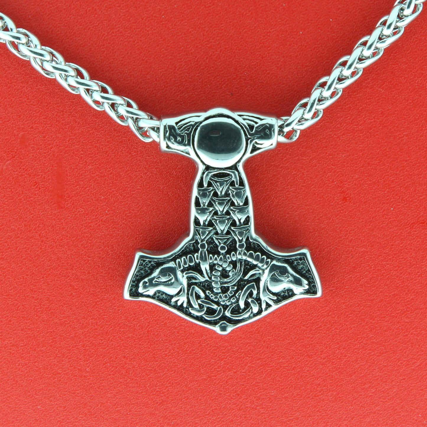 TILBUD stålvedhæng med kæde - nu kun 250,-