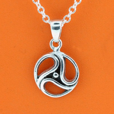 trikele.pendant